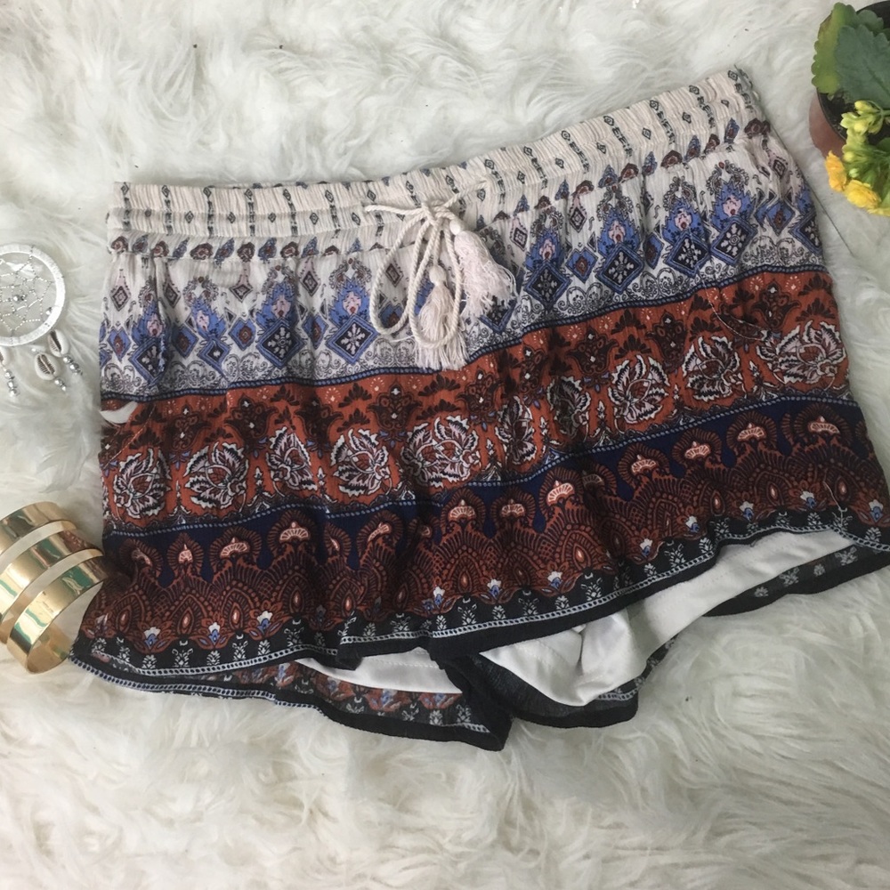 NWT Aztec comfy shorts
