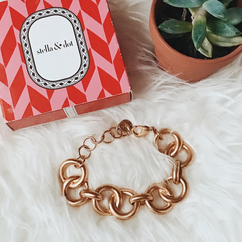 Stella & Dot Gold Bracelet
