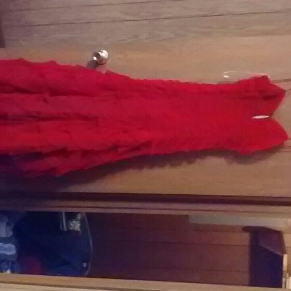 Red prom dress