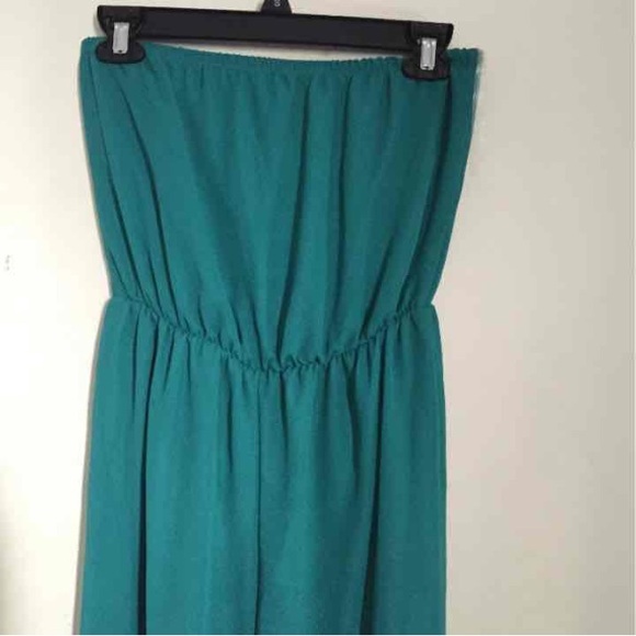 Halter romper - Picture 2 of 3