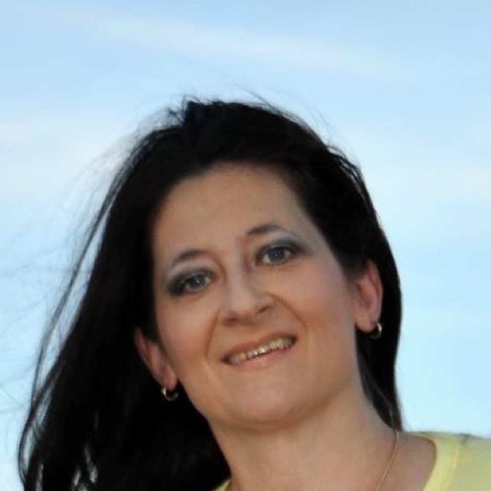 Meet your Posher, Leslie