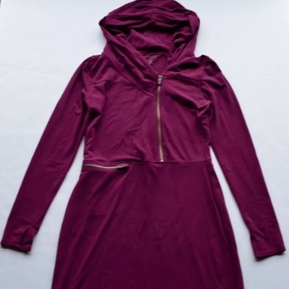 ISO this athleta dress