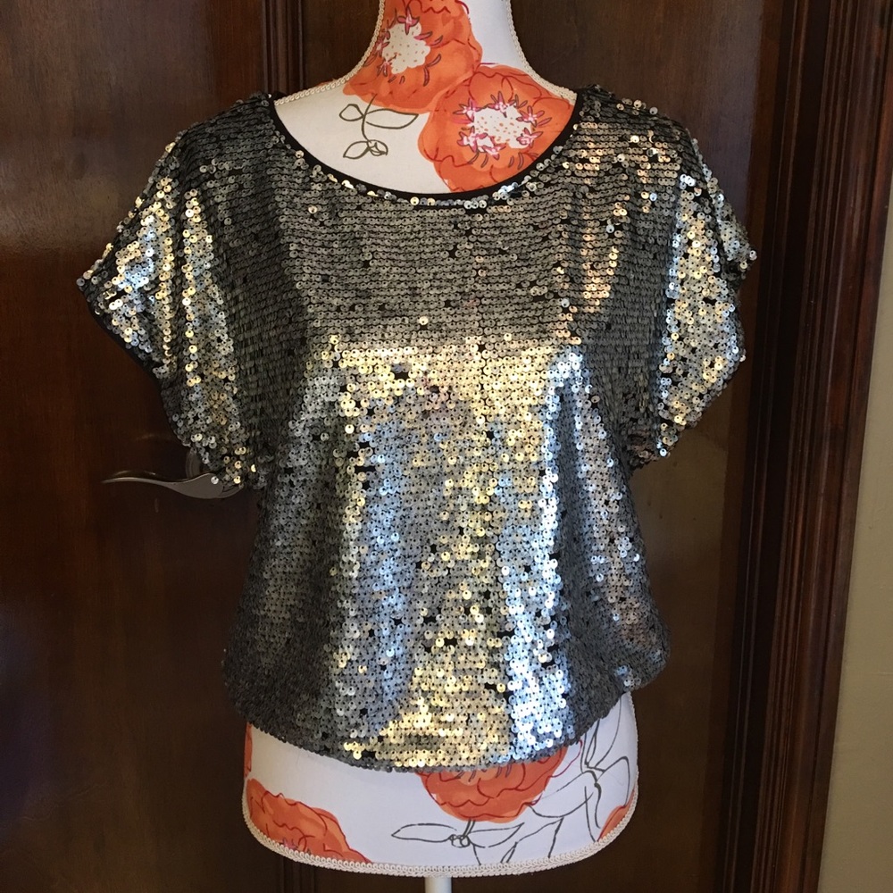 Forever 21 sequined silver top