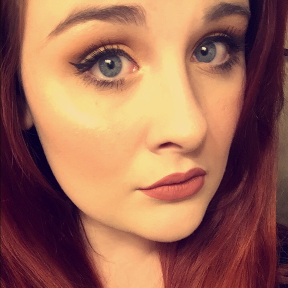 Meet your Posher, Lorel