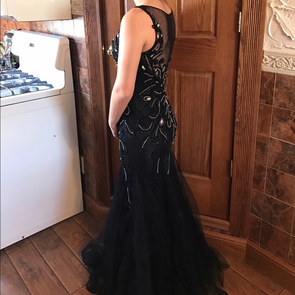 Prom dress - Picture 3 of 4