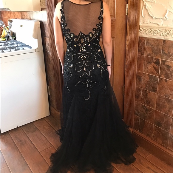 Prom dress - Picture 4 of 4