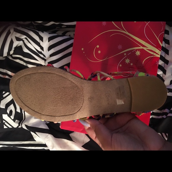 Sandals - Picture 2 of 2