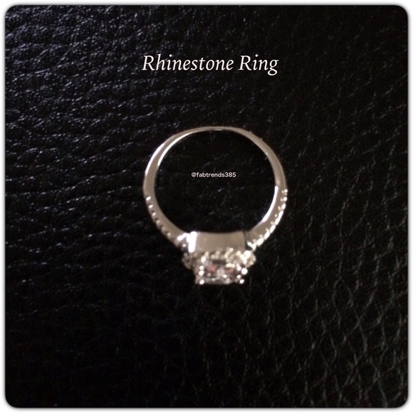 CZ COCKTAIL RING - Picture 2 of 2