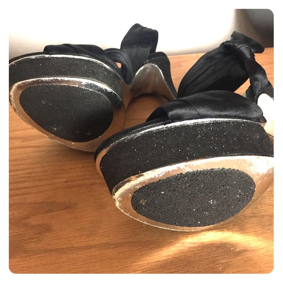 H by Halston Satin Bow Heels - Picture 2 of 5