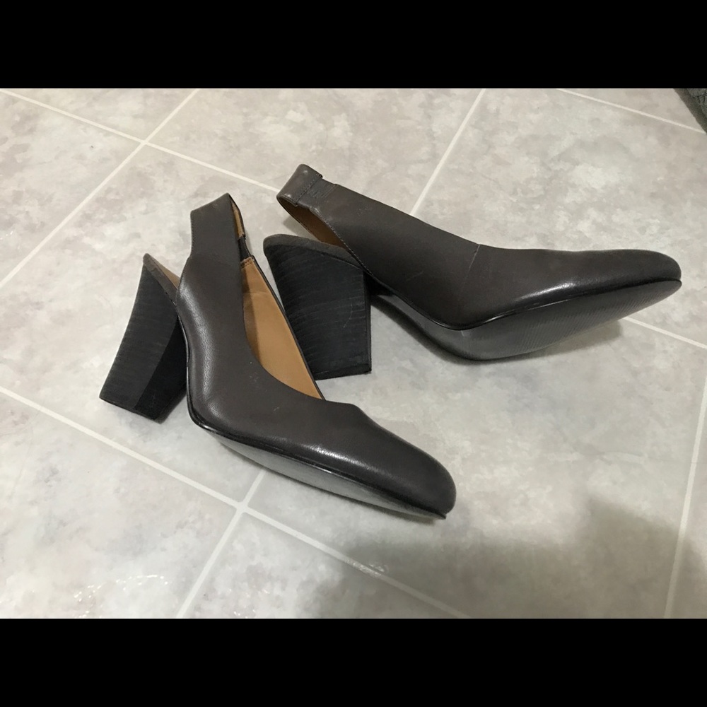 NEW Nine West Pump