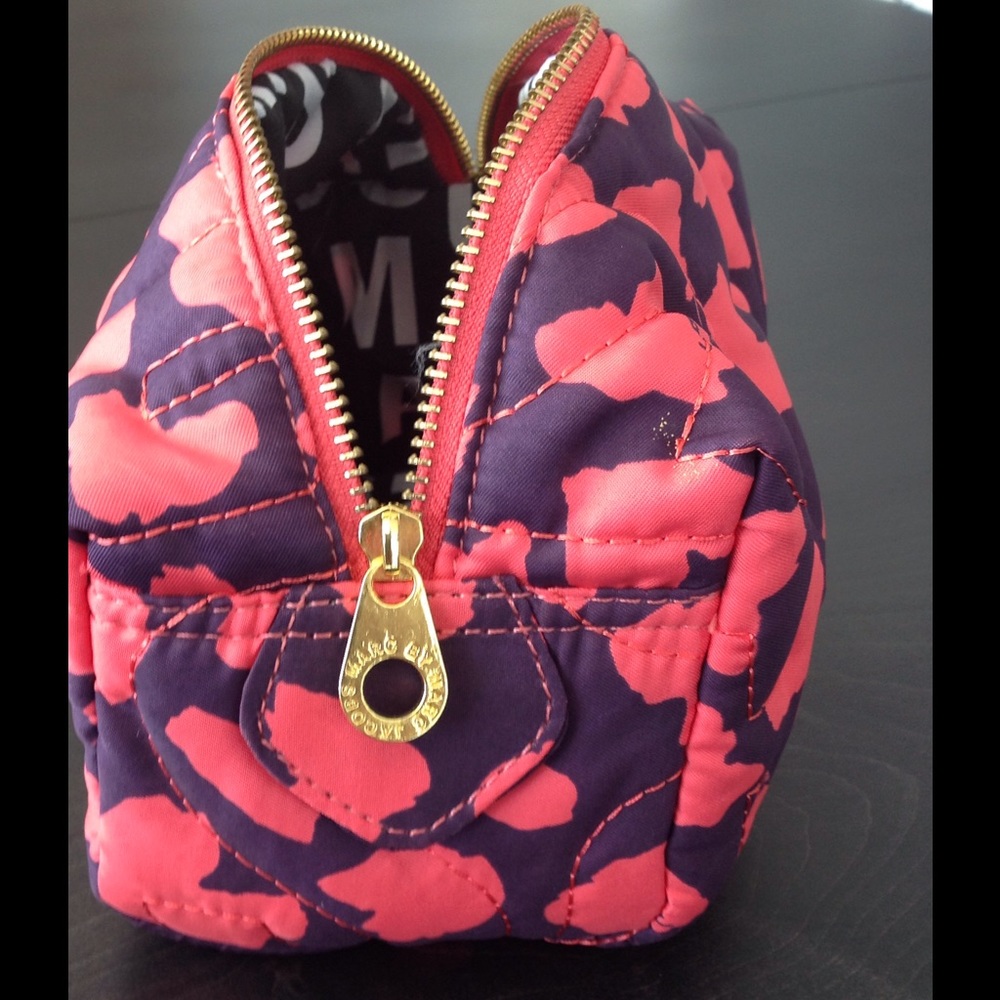 Marc Jacobs Nylon Makeup Cosmetic Case - Picture 3 of 5