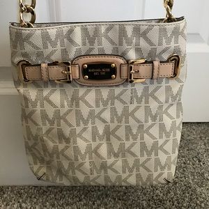 Michael Kors Crossbody Bag
