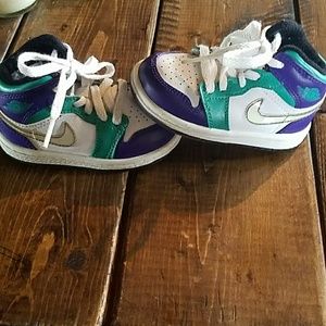 Toddler Jordans sz.5