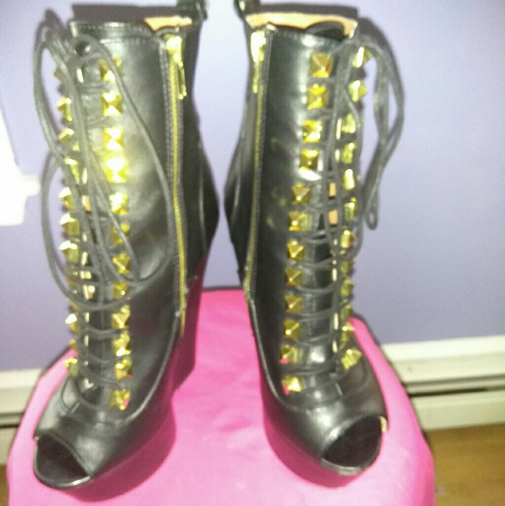 Zigi soho peep toe boots