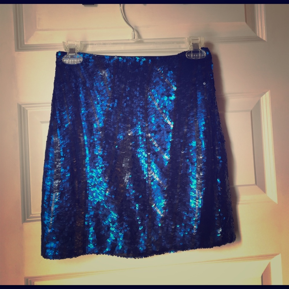 Gorgeous blue Bebe sequin skirt
