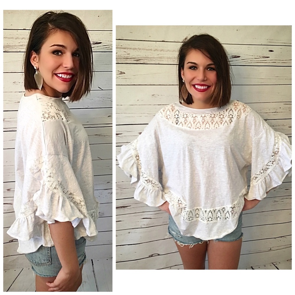 🎉 HP🎉Obsessed with this lace detail top! - Picture 3 of 3