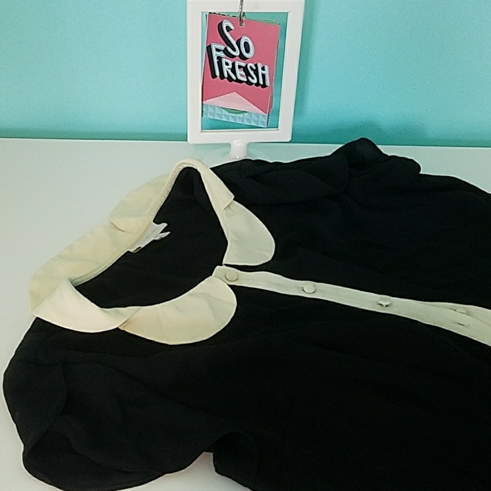 Modcloth XL short sleeve blouse.