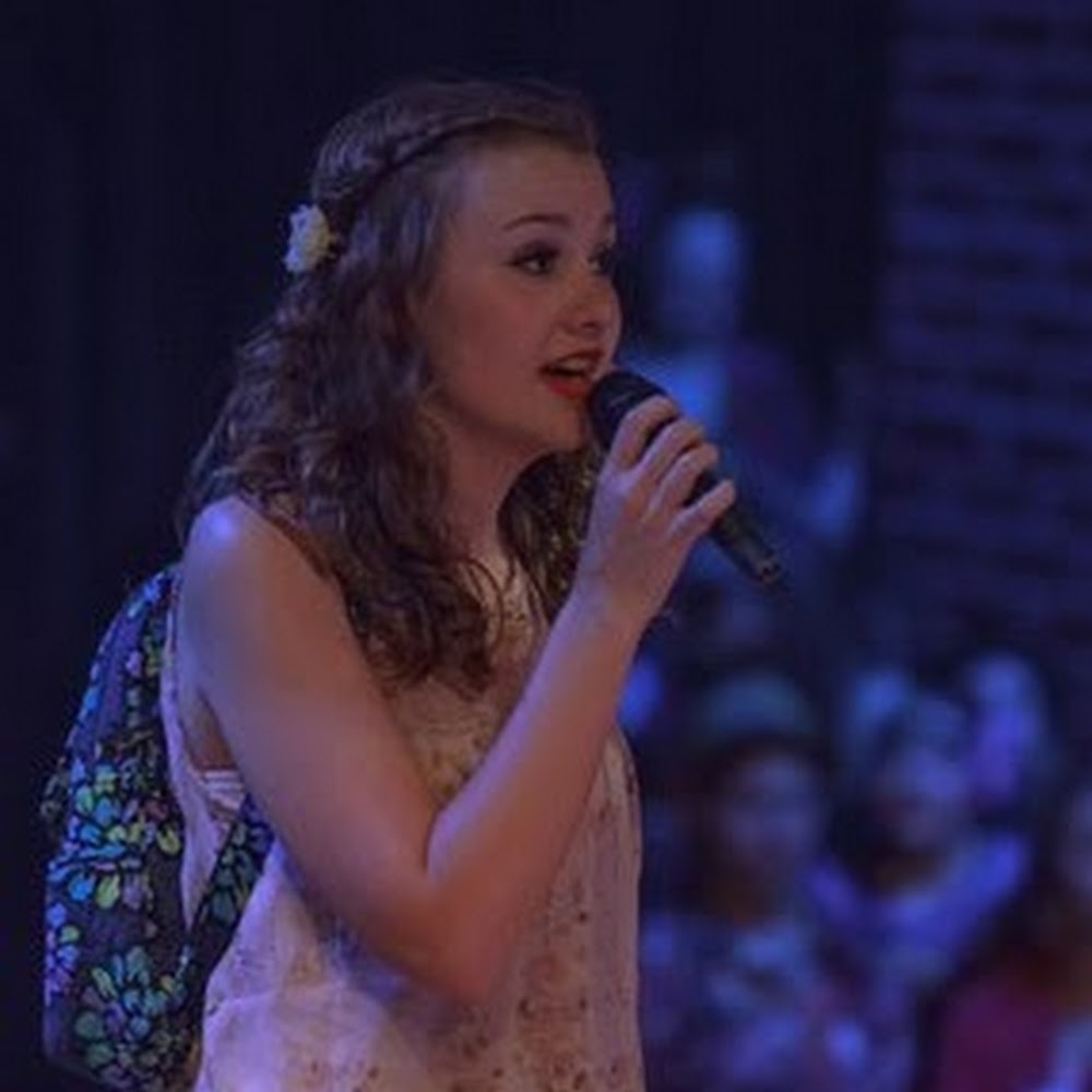 Meet your Posher, Emma elizabeth