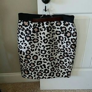 Ann Taylor Leopard print pencil skirt