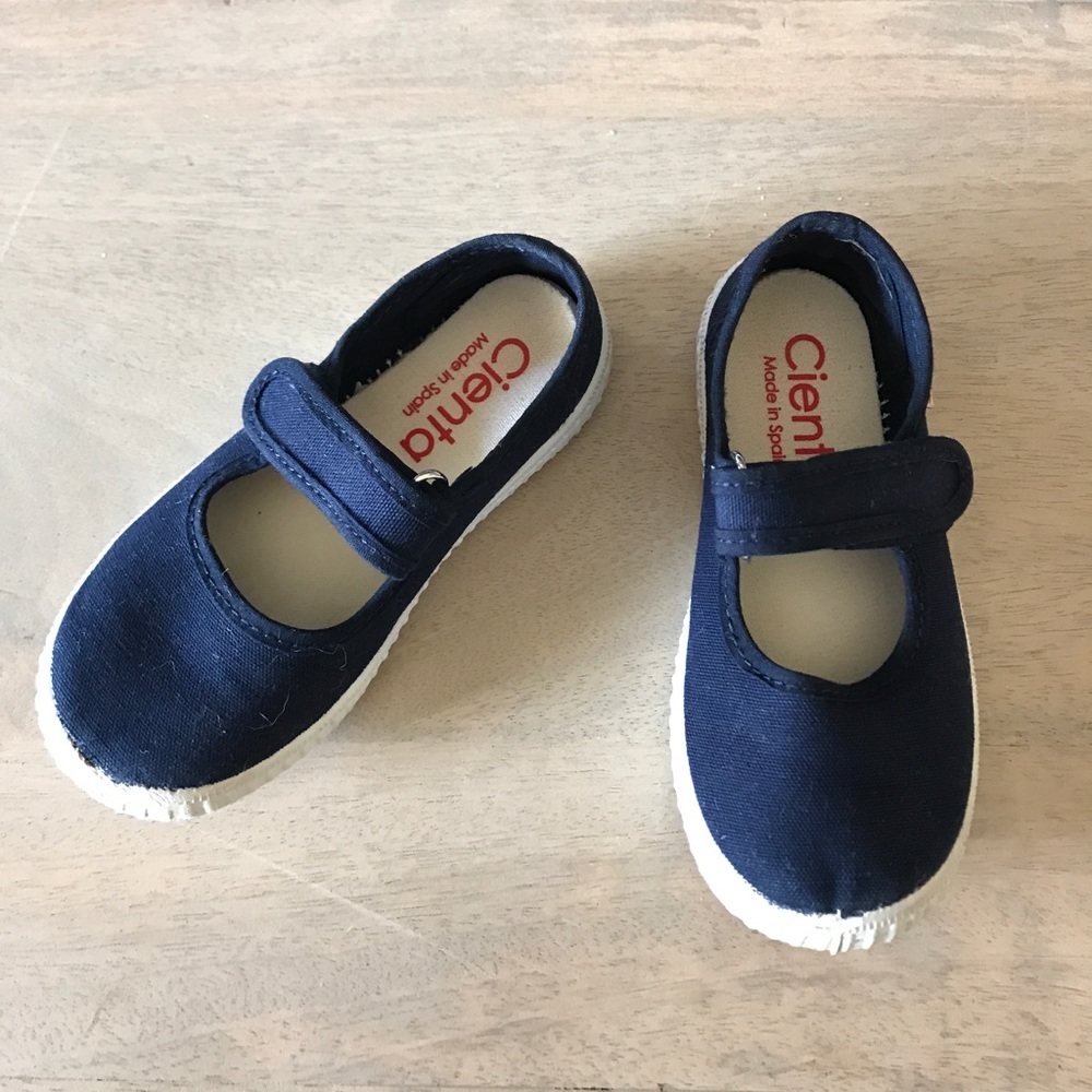 Cienta Mary Janes
