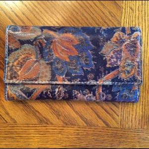 NWOT Patricia Nash Italian leather Wallet