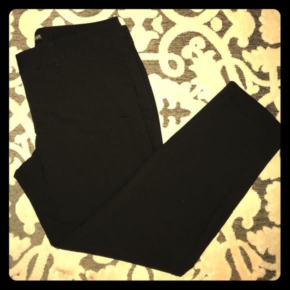 LIKE NEW SHORT Ankle Everyday Black Dress Pants - Picture 1 of 4