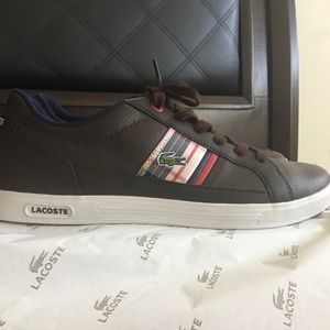 9.5 size Lacoste Tennis Shoe