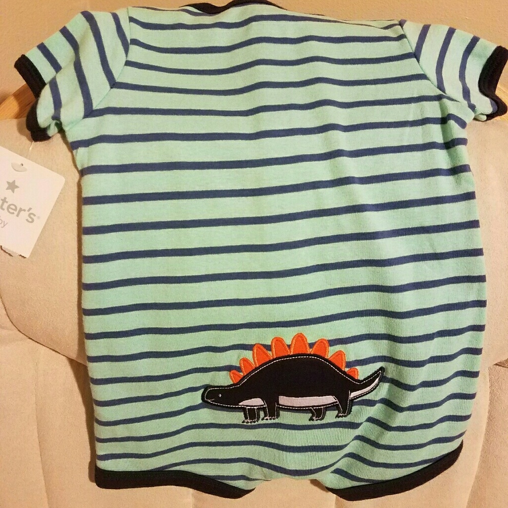 Carter's Romper - Picture 2 of 2