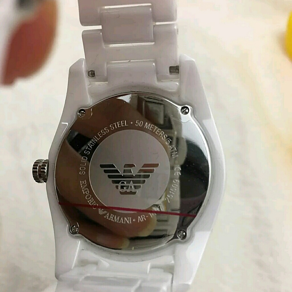 NWT emporio Armani ceramic white watch - Picture 3 of 6