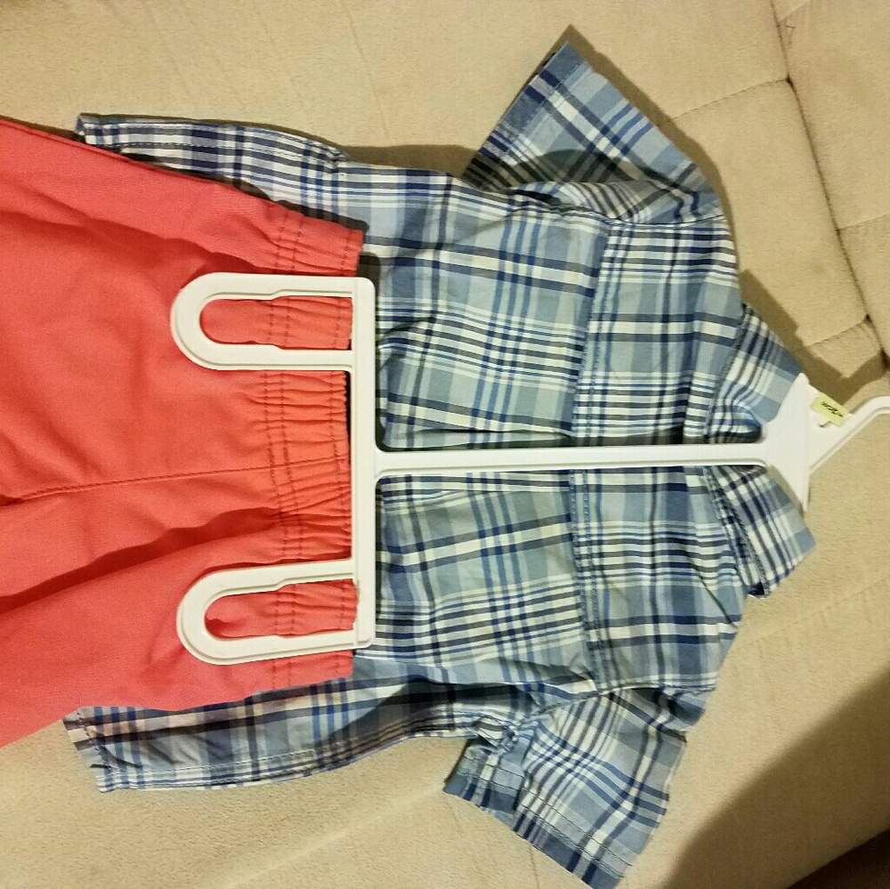 *Reduced*Carter's Short Set! - Picture 2 of 2