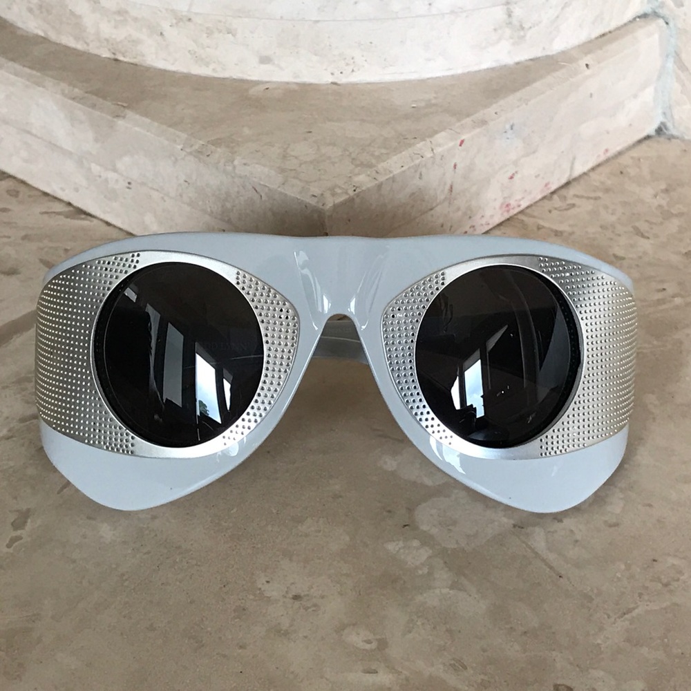 Linda Farrow sunglasses