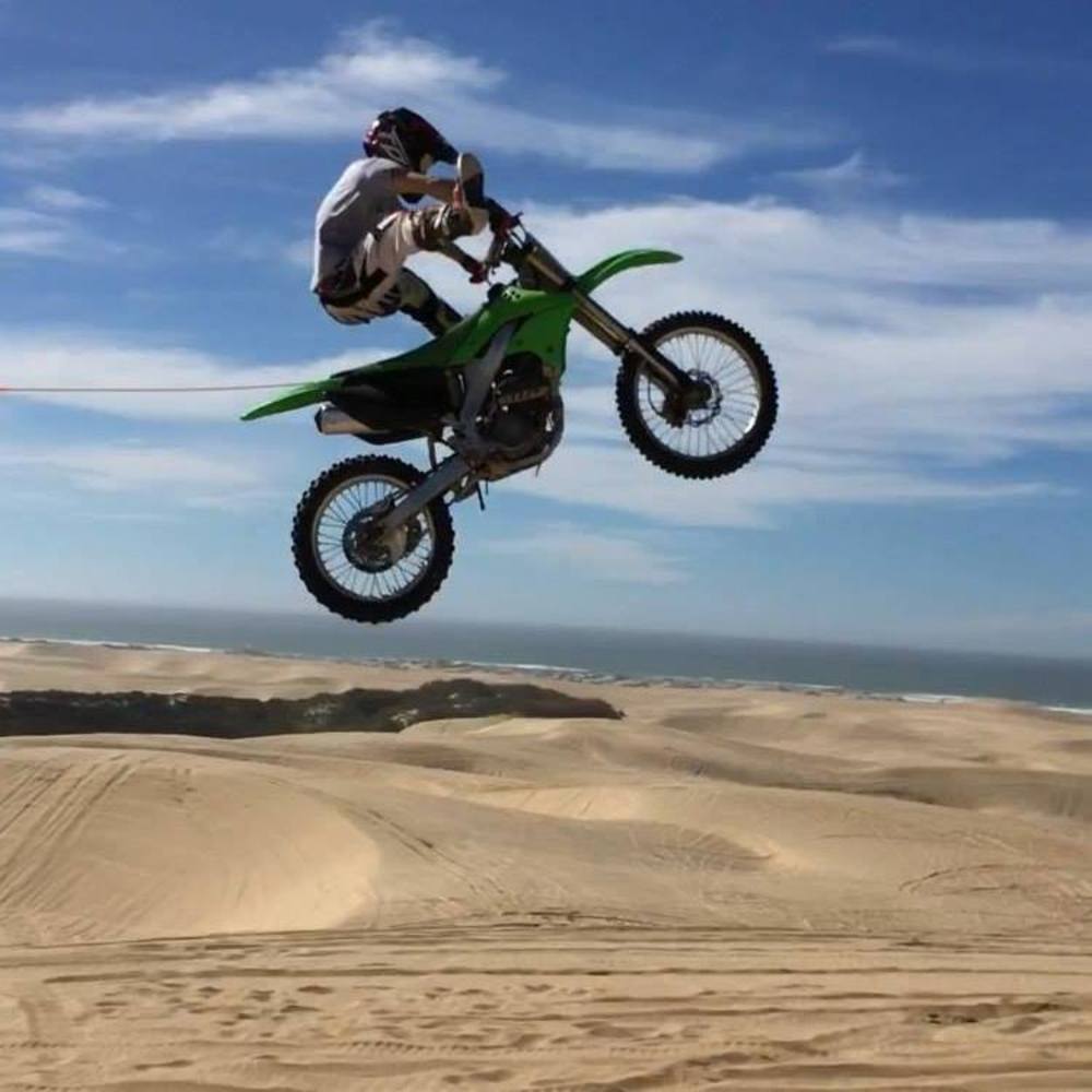 Meet your Posher, Dustin