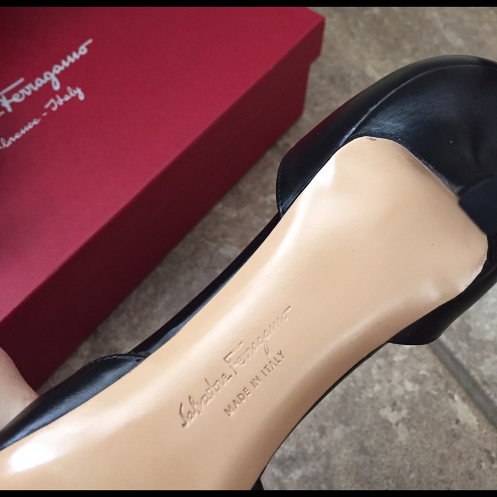 SALVATORE FERRAGAMO Nero 5cm Black Bow tie Pump - Picture 3 of 3