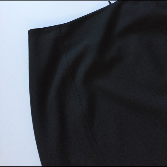 Tavora Black Stretch A Line Skirt - Picture 2 of 8