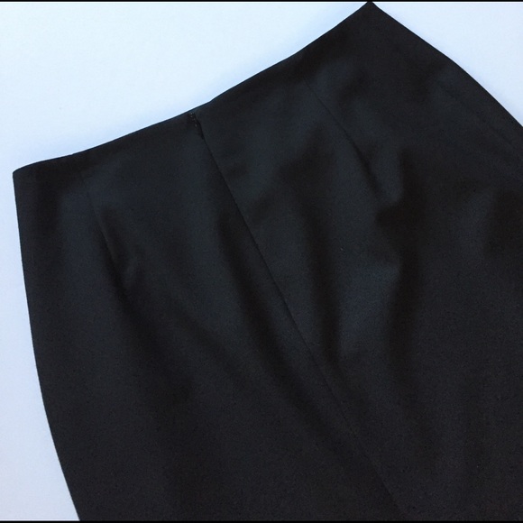 Tavora Black Stretch A Line Skirt - Picture 6 of 8