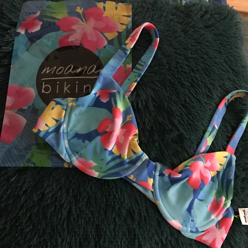 ‼️SOLD‼️Moana Bikini Royal Aloha TOP ONLY
