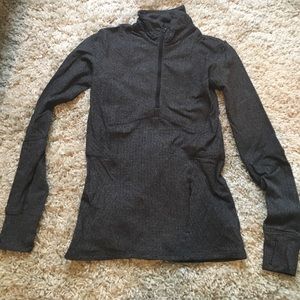 Lululemon Long Sleeve Half Zip (Size 8)