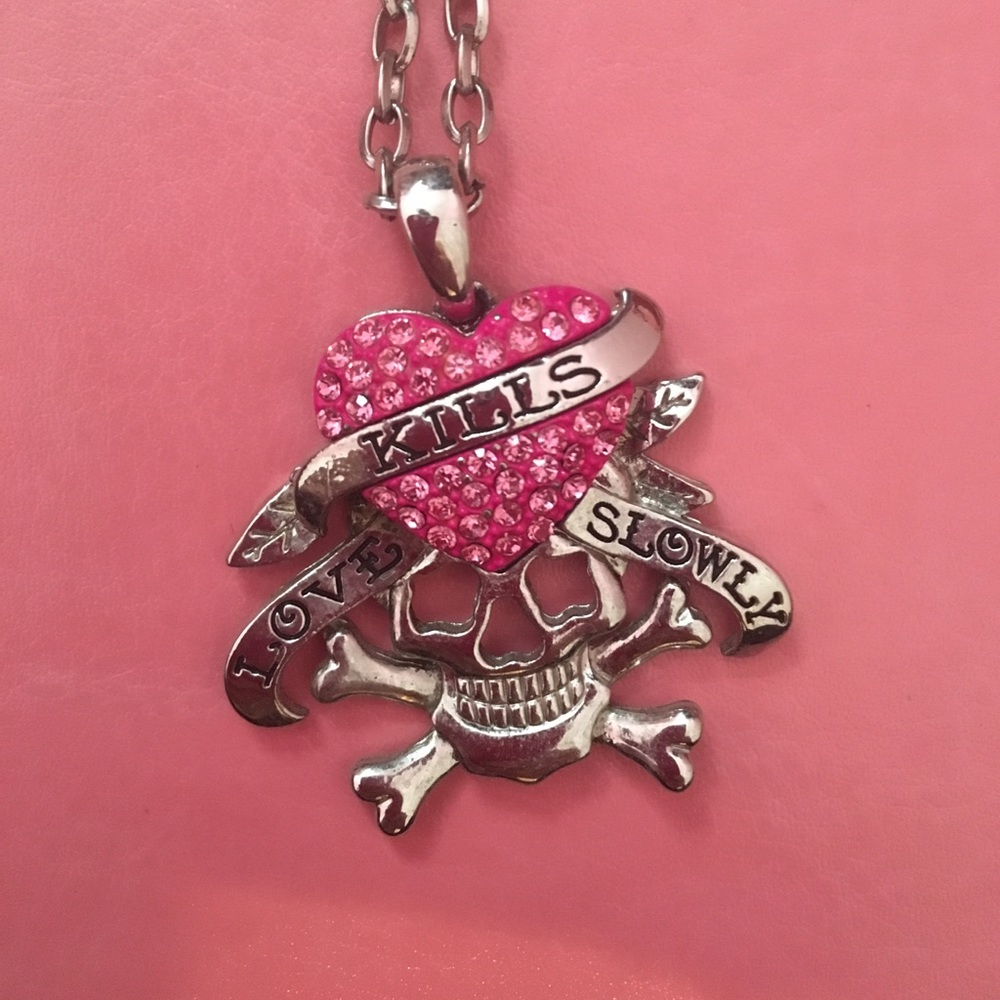 Ed hardy love kills slowly necklace