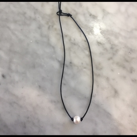 Pearl and leather necklace - Picture 1 of 1