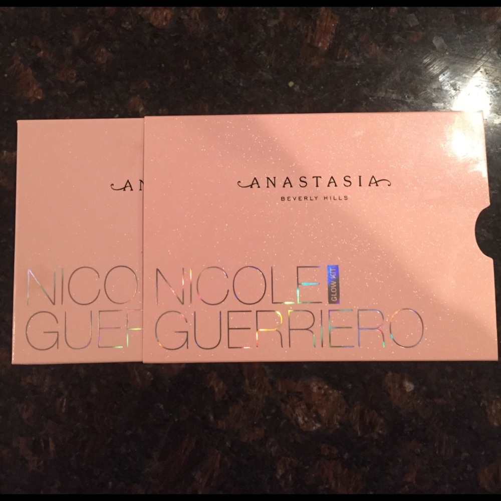 Anastasia Beverly Hills NG GLOW KIT