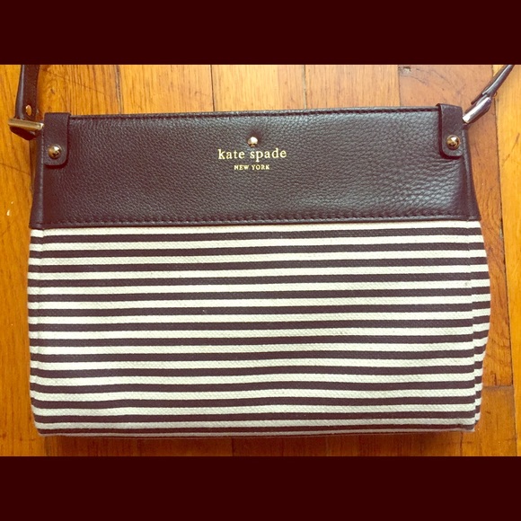 kate spade Handbags - Kate Spade striped crossbody bag