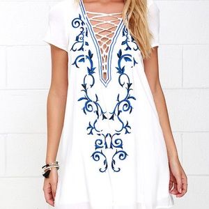 ❌SOLD❌ NWT white embroidered dress!