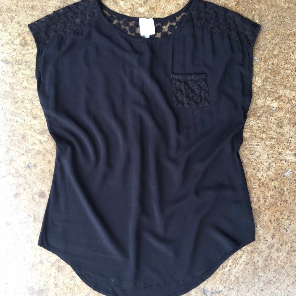 Tween/Junior girl black blouse
