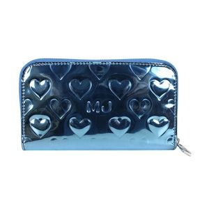 BRAND NEW Marc Jacobs heart zip wallet