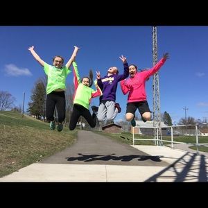 Meet your Posher, Ava