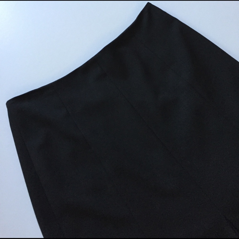 Karen Kane Lifestyle Black Pleated Skirt - Picture 2 of 8