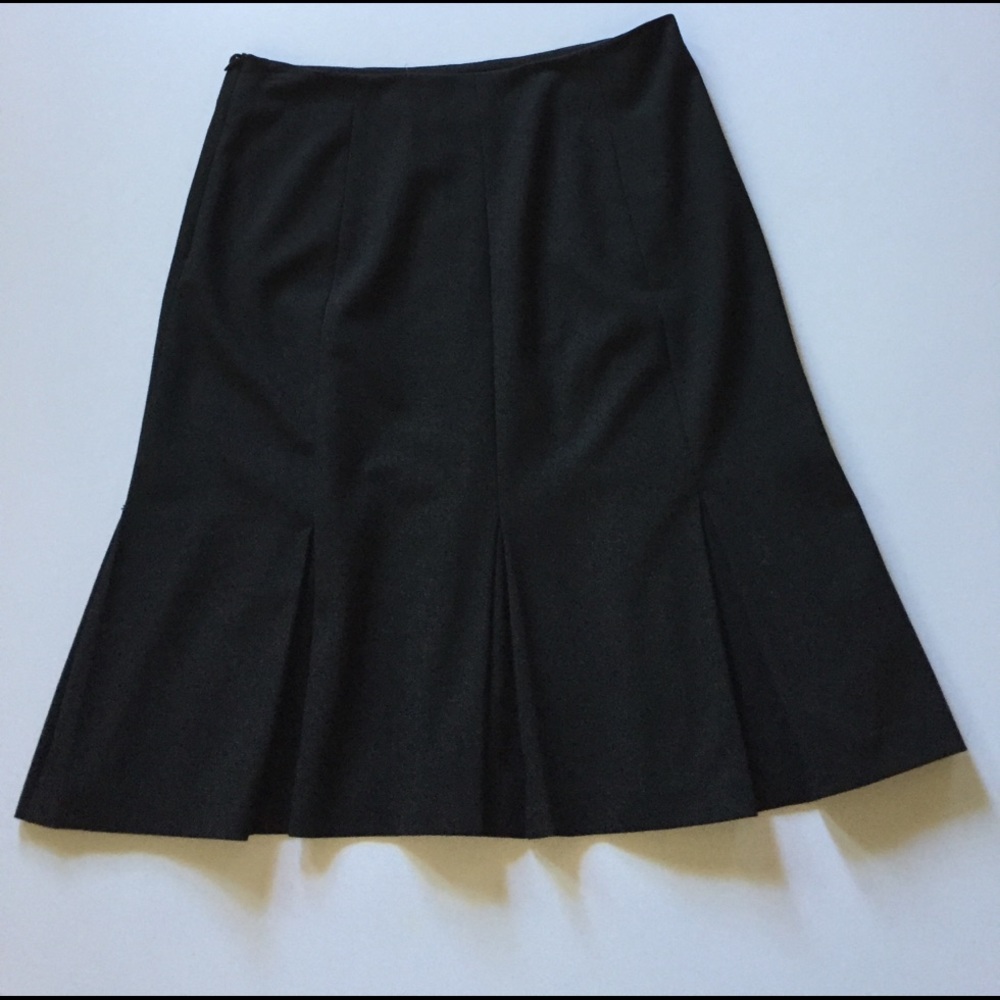 Karen Kane Lifestyle Black Pleated Skirt - Picture 5 of 8