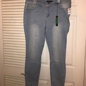 Brand New Refuge Jeggings from Charlotte Russe