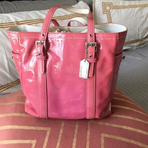 Coach patent leather bucket tote - small