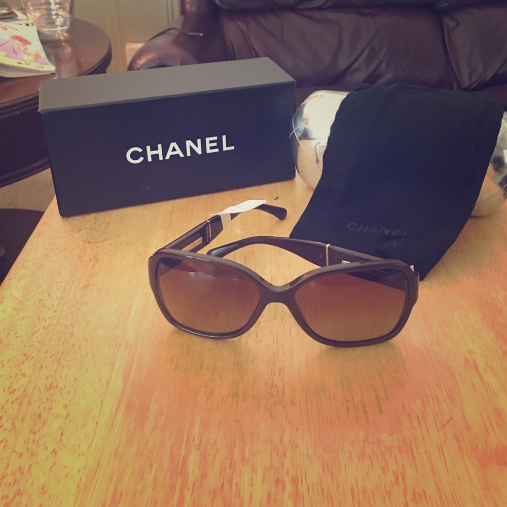 ❌SOLD❌Chanel Sunglasses